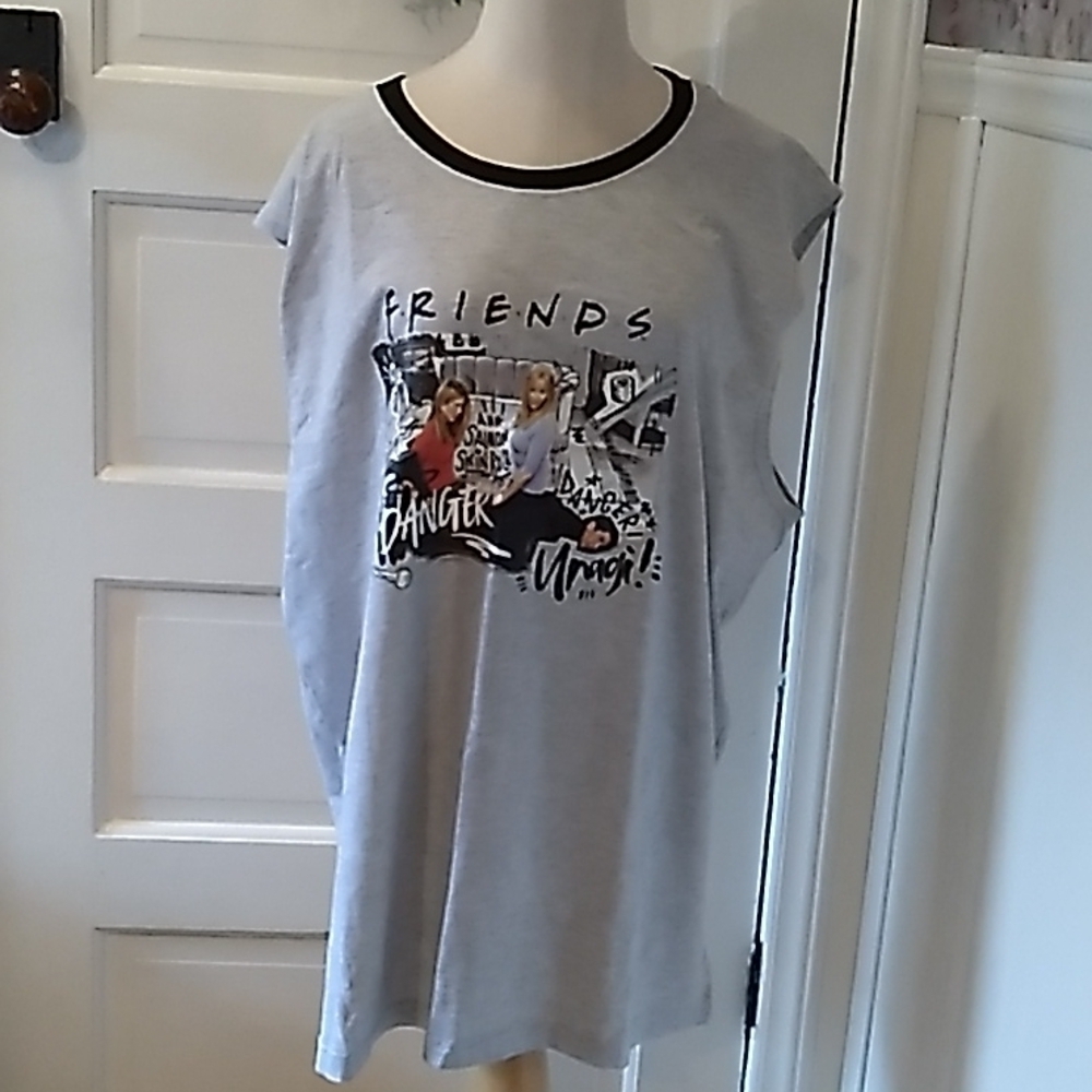 Friends 2XL sleeveless shirt